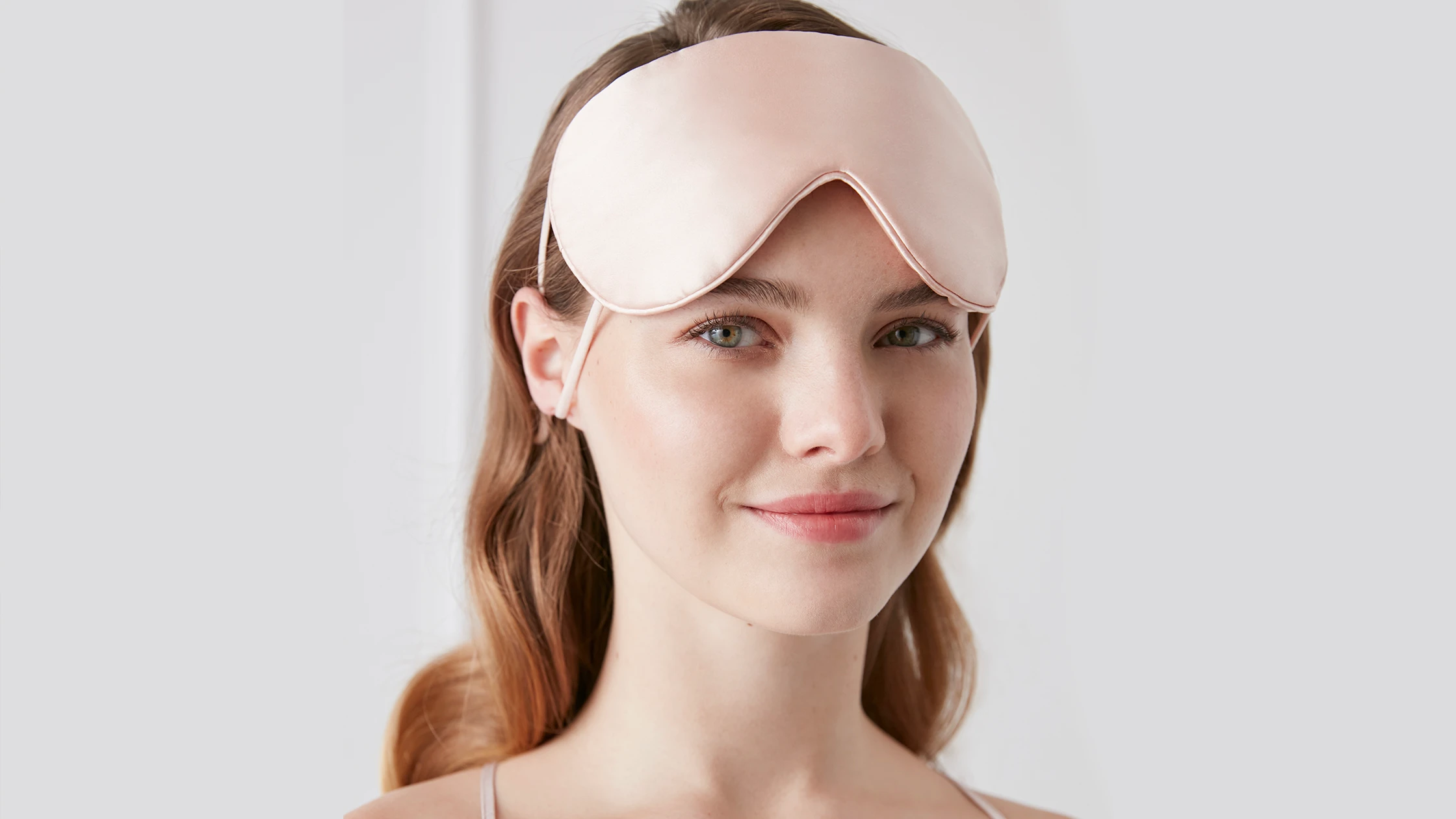 Crafting the best silk eye masks for sleeping, designed for comfort and relaxation.
